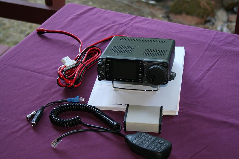 IMG_0765.JPG - IC-7000 with Signa Link Sound card module, and Heil Mic Adapter, Orig Box  $1,200