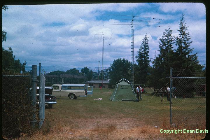 3.JPG - Photo taken by Dean Davis, WN6DNB - now N7XG
This was my first Field Day as a Novice